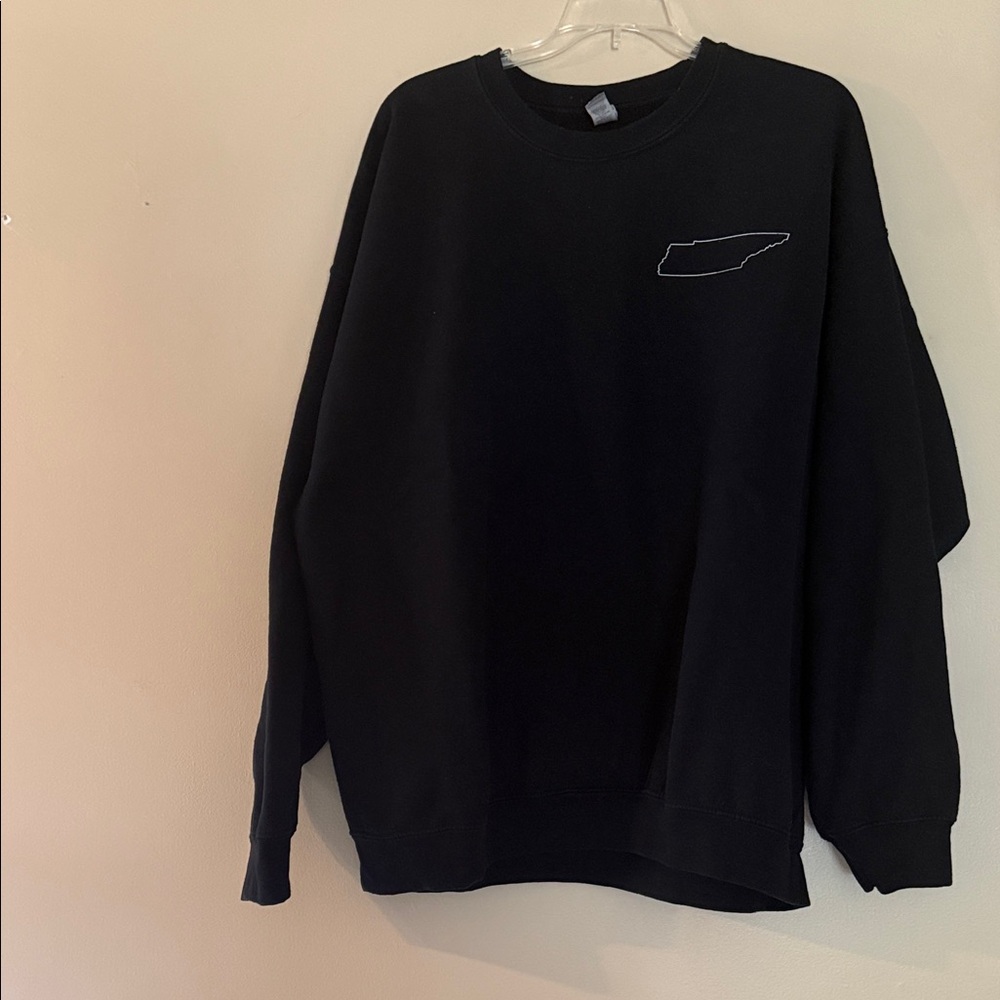 Gildan 2xl Black Heavy Blend Tennessee sweatshirt. “BIG BACK ENERGY”